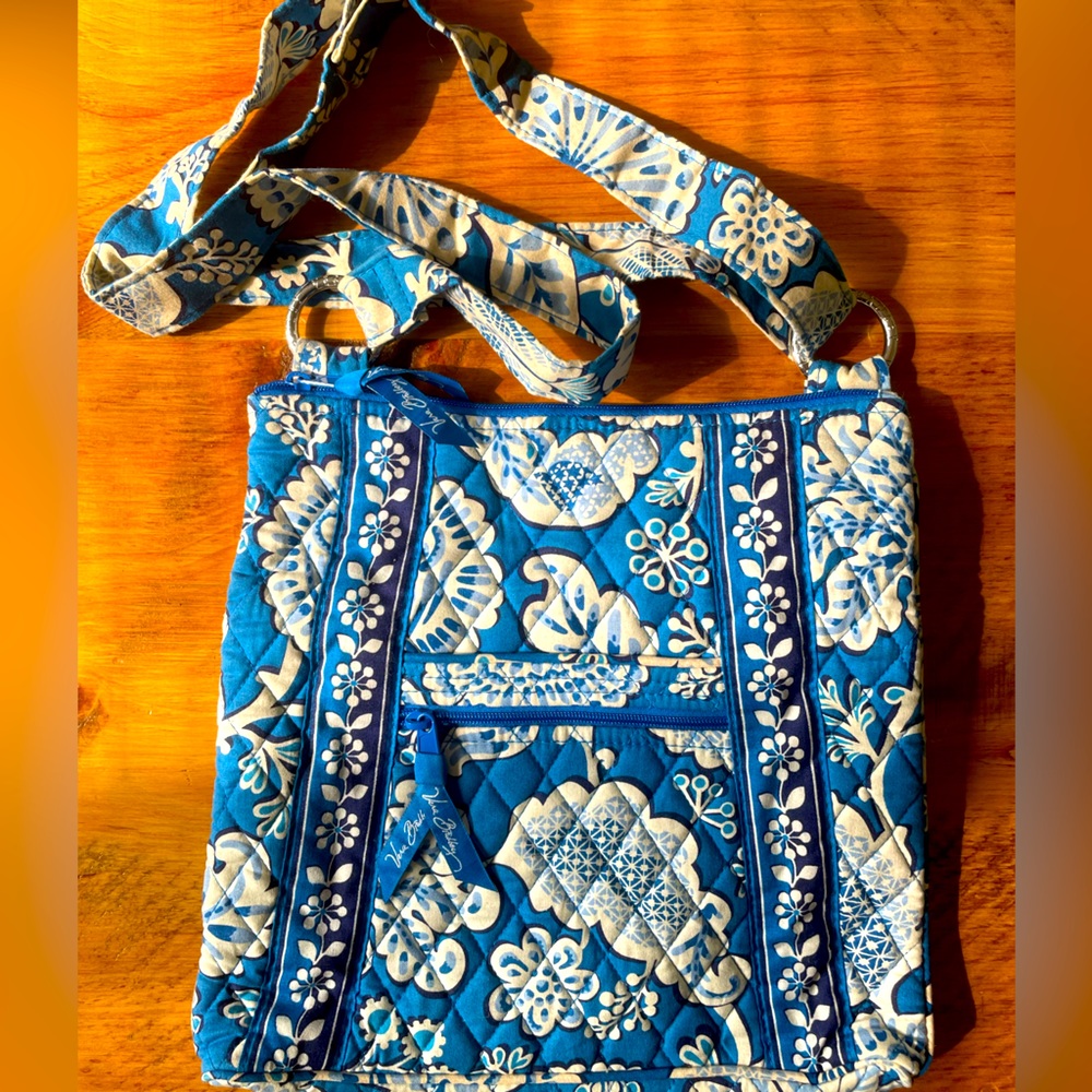Vera Bradley Crossbody Hipster in Blue Lagoon